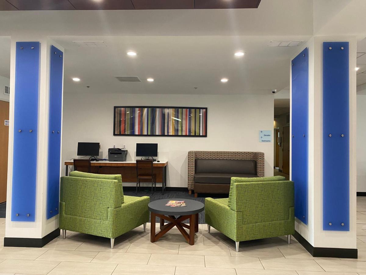 Express & By Ihg Logansport