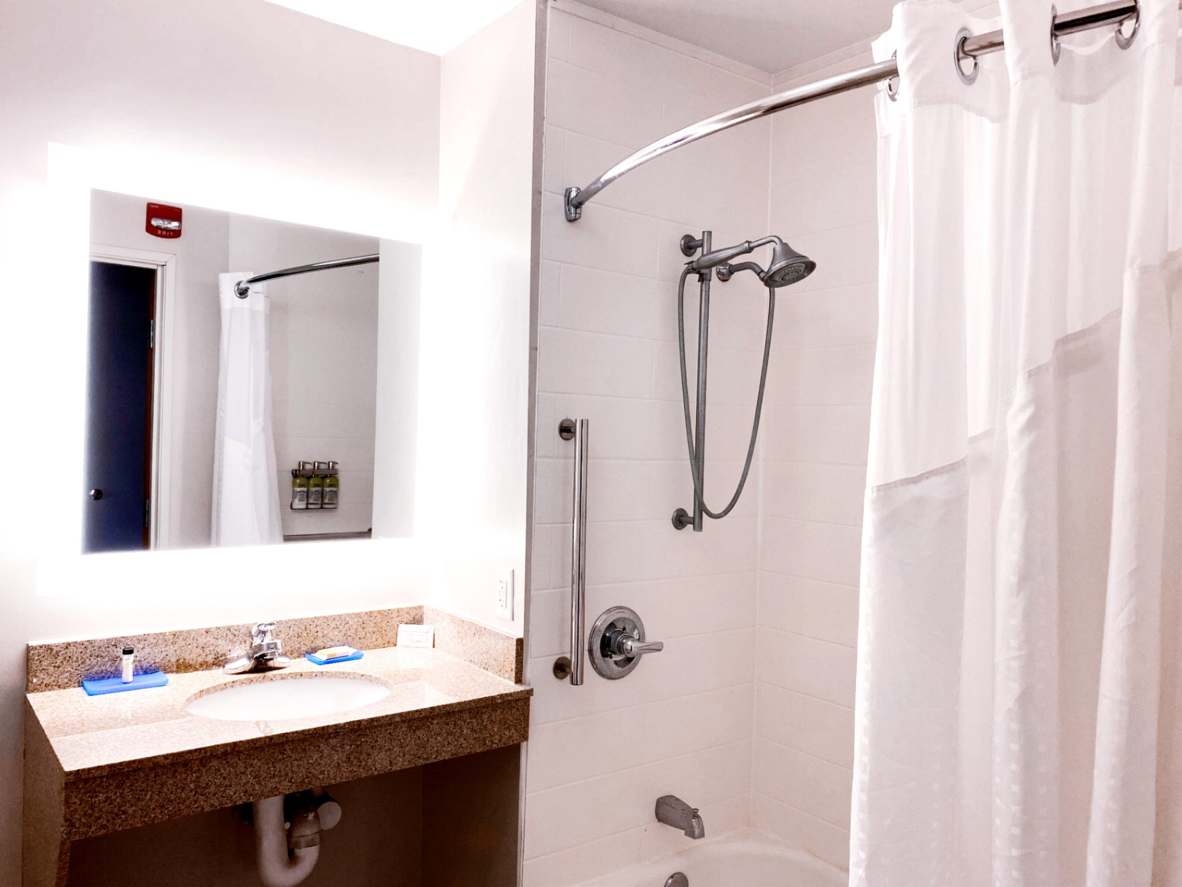Hotel Express & By Ihg Logansport