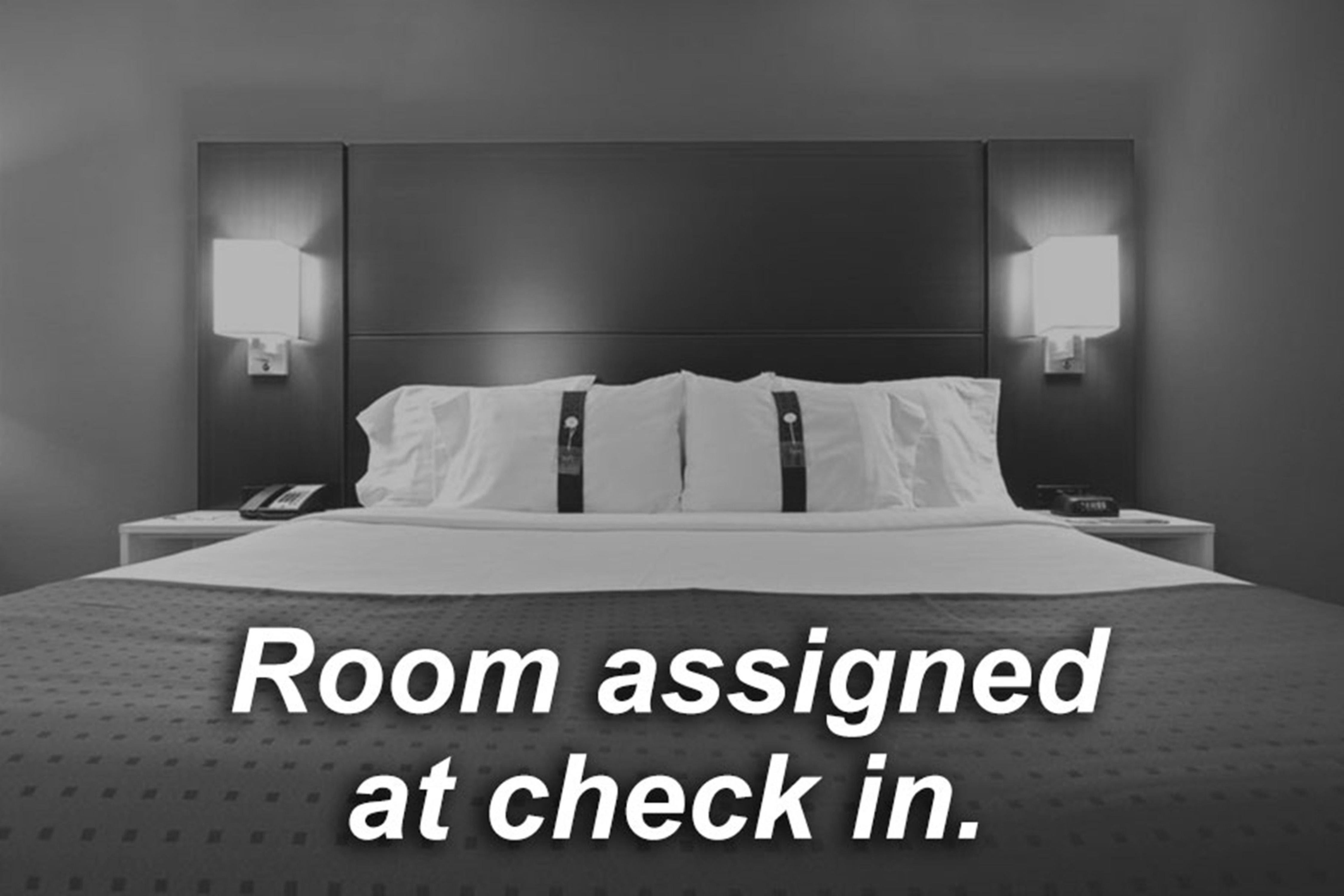 Hotel Express & By Ihg Logansport